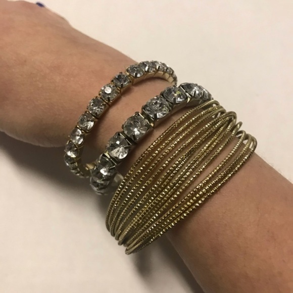 🔥3/$15🔥 Three‎ Bracelets Bangle Bundle - Picture 1 of 5